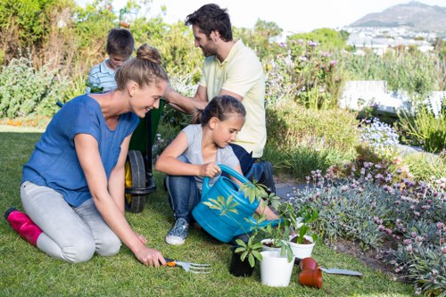 Urban garden design features for Aldgate properties